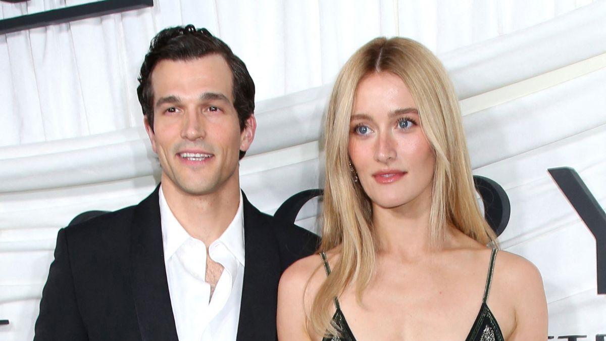 who is sarah pidgeon love story carolyn bessette kennedy actress