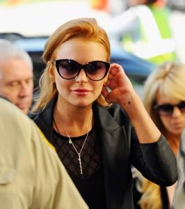 2010__10__Lindsay_Lohan_Oct8news 266&#215;300.jpg