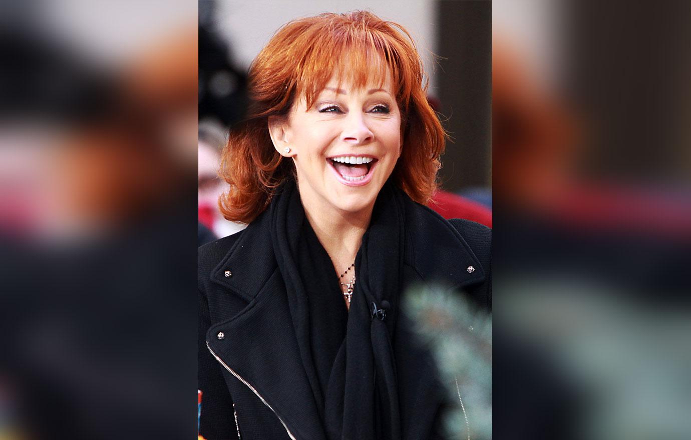 reba mcentire boyfriend divorce