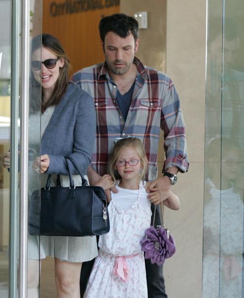 Jennifer garner ben affleck may30 0035_ _2.jpg