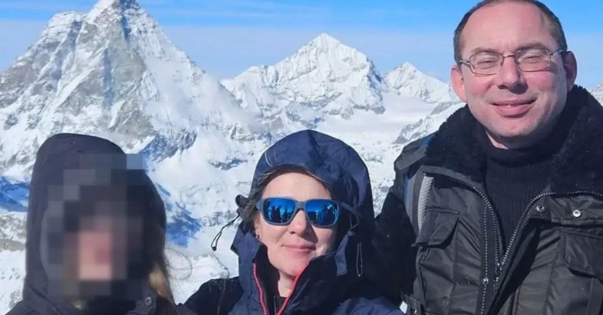 Dutch Teenager Who Allegedly Identified as a Dog Accused of Stabbing Parents to Death and Sharing Bloody Photos with Classmates