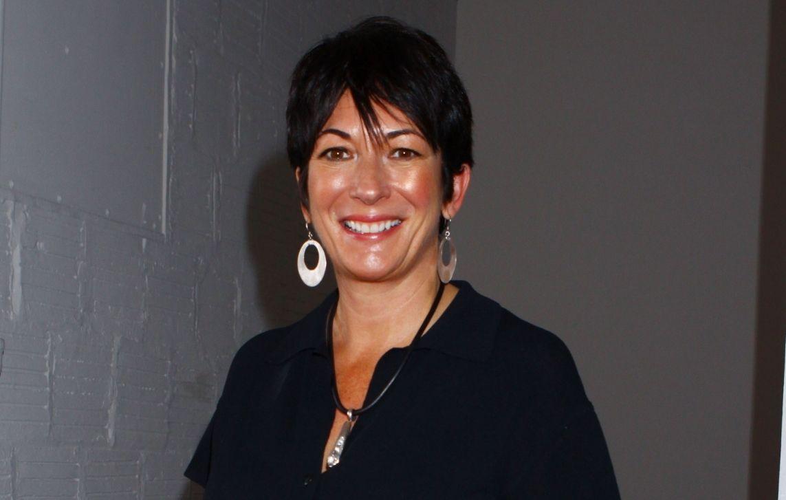 ghislaine maxwell legal team file new trial juror