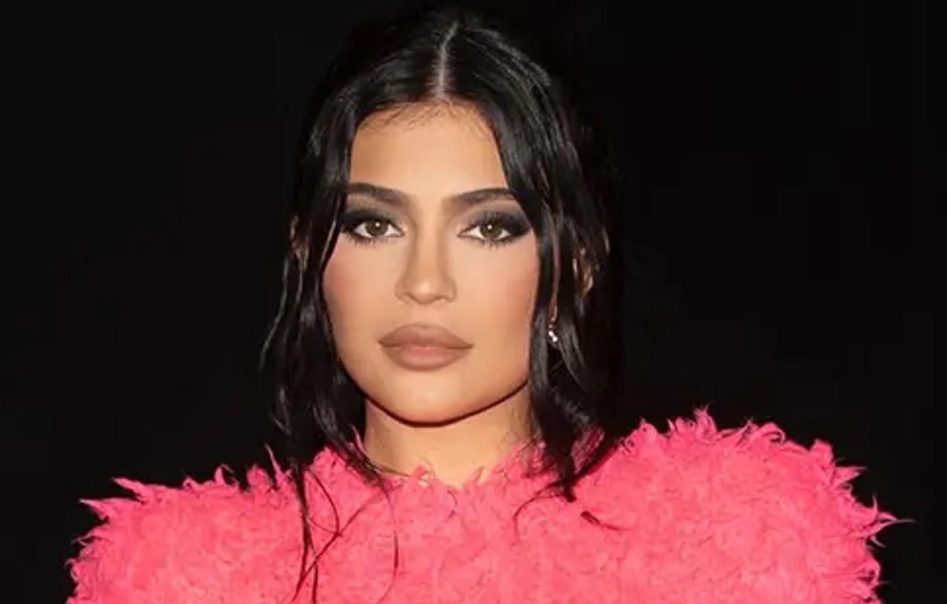 Kylie Jenner loses estimated one million followers on Instagram after  allegedly shading Selena Gomez