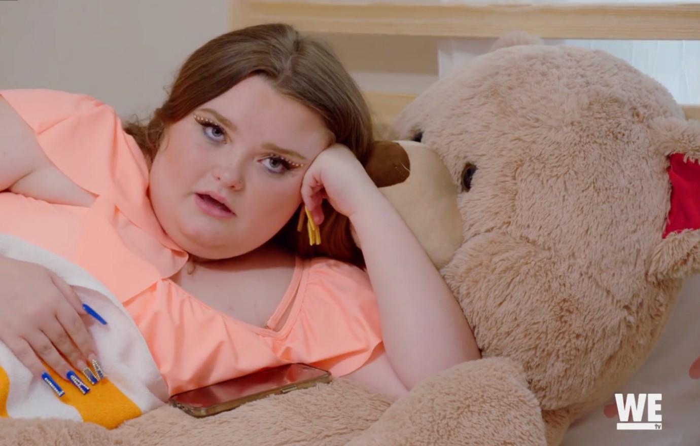 Alana Thompson & Anna Cardwell Roast Mama June In Sneak Peek