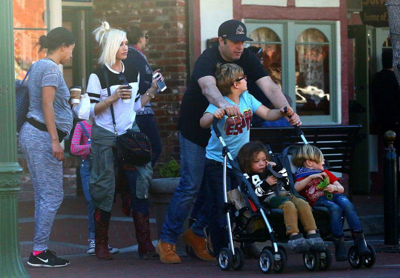 Gwen Stefani Blake Shelton Kids Split 05