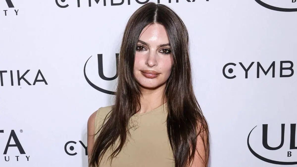 Photo of Emily Ratajkowski confessed she went on a hookup 'mania' following her split from Sebastian Bear McClard.