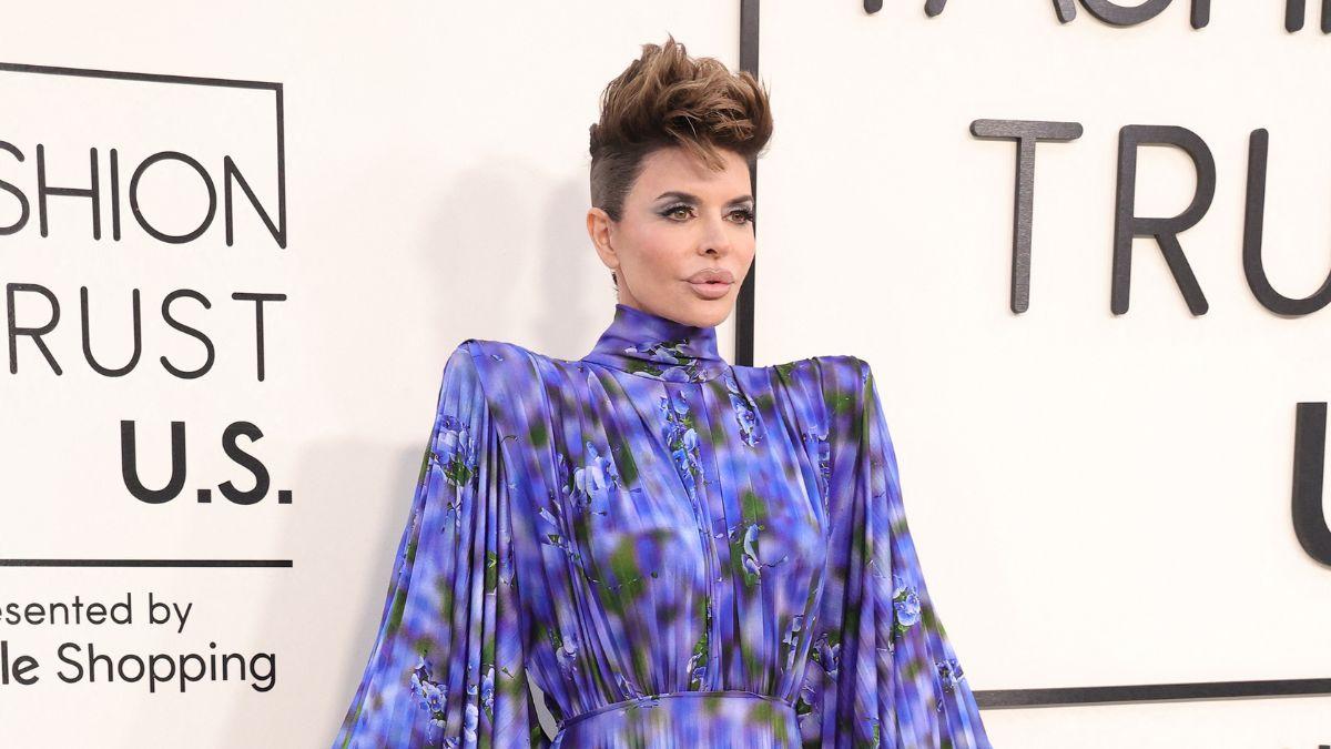 lisa rinna memoir biggest bombshells you better believe im gonna talk about it