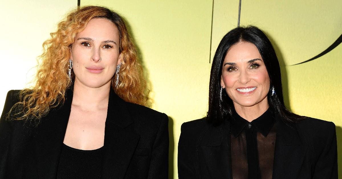 Photo of Rumer Willis and Demi Moore. 