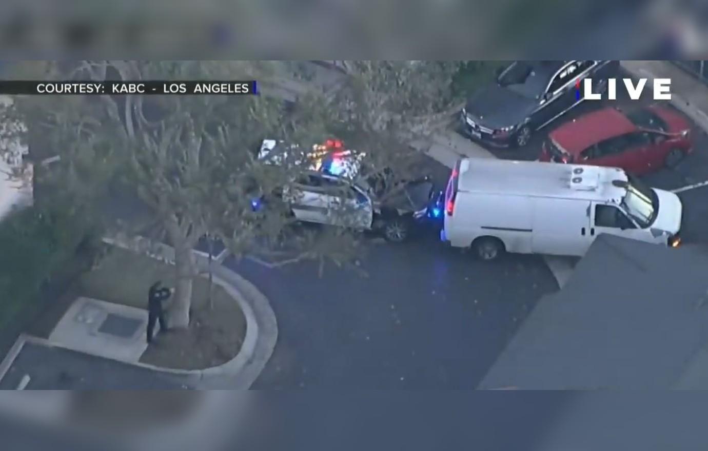 suspect slams stolen van police car high speed chase video