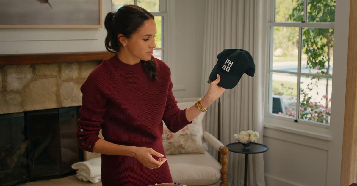 Photo of Meghan Markle showed off a hat she made for Prince Harry.