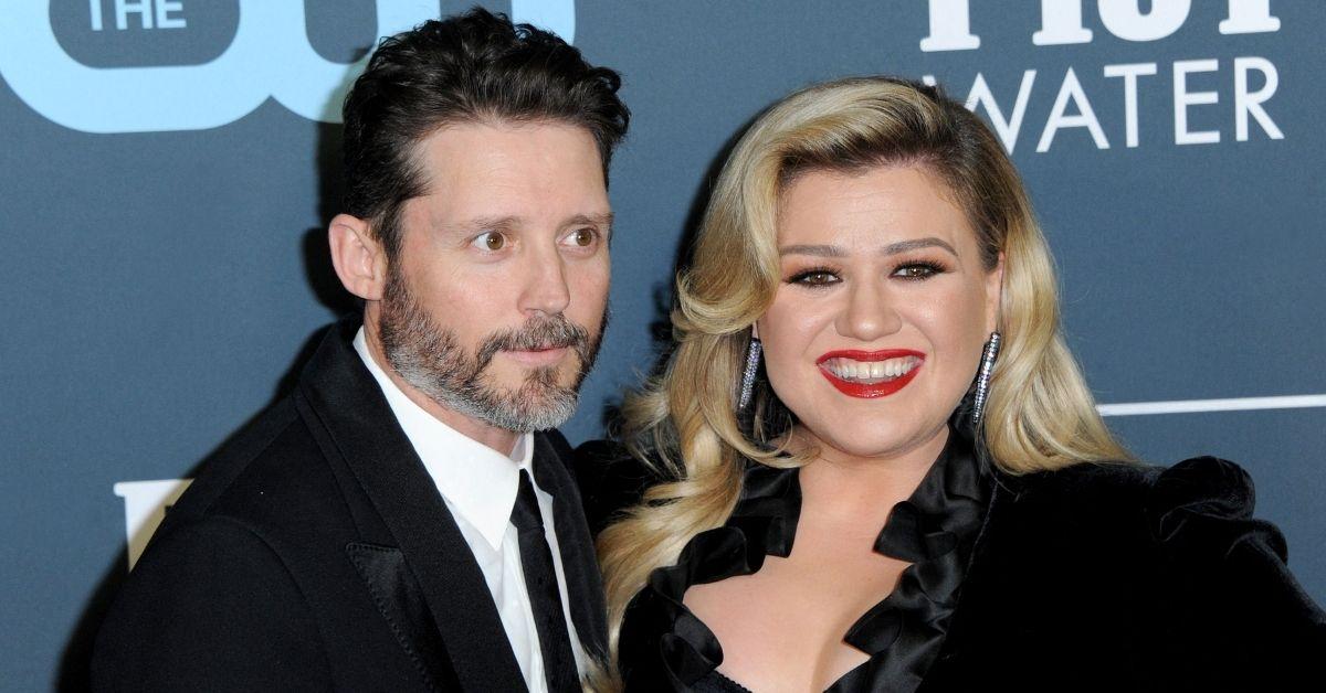 Photo of Kelly Clarkson changed the lyrics to 'Piece by Piece.'