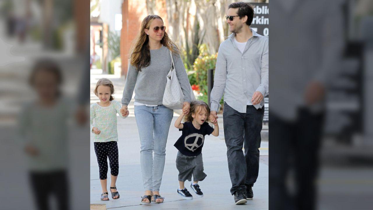 Image of Jennifer Meyer and Tobey Maguire continue to co-parent their two children.