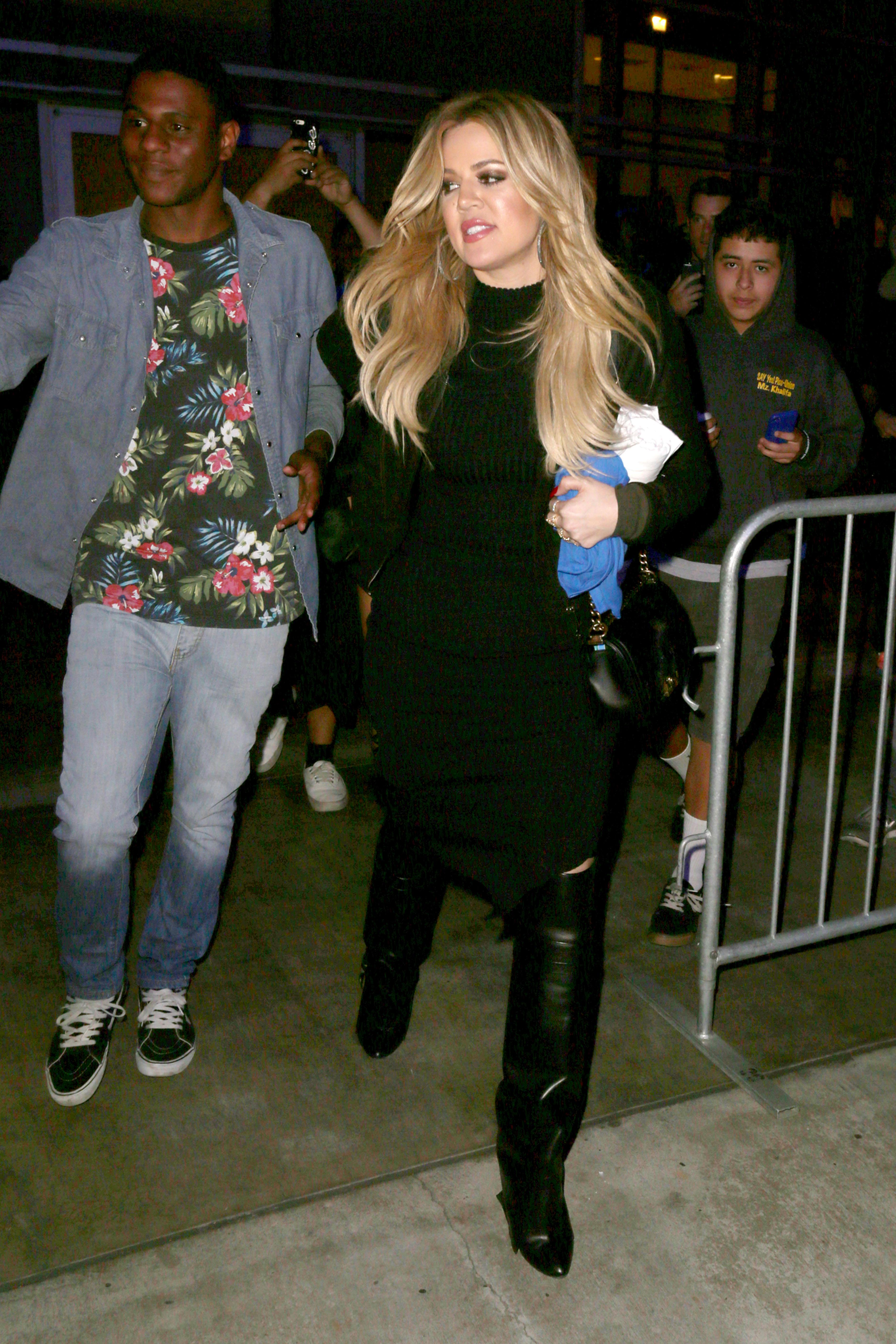 Khloé Kardashian and Kendall Jenner leaving the Clippers game