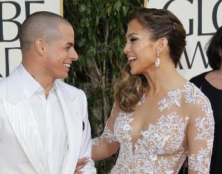 011713_photo_jennifer lopez casper smart teaser.jpg