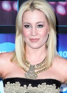 2010__07__kellie_pickler 218&#215;300.jpg