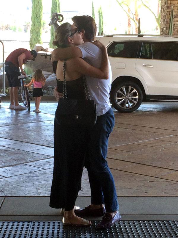 Robert herjavec kym johnson kissing 13