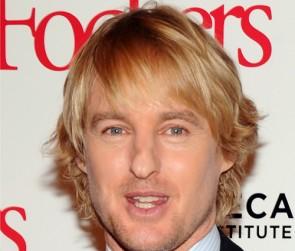 2010__12__Owen_Wilson_Dec29news 295×300.jpg