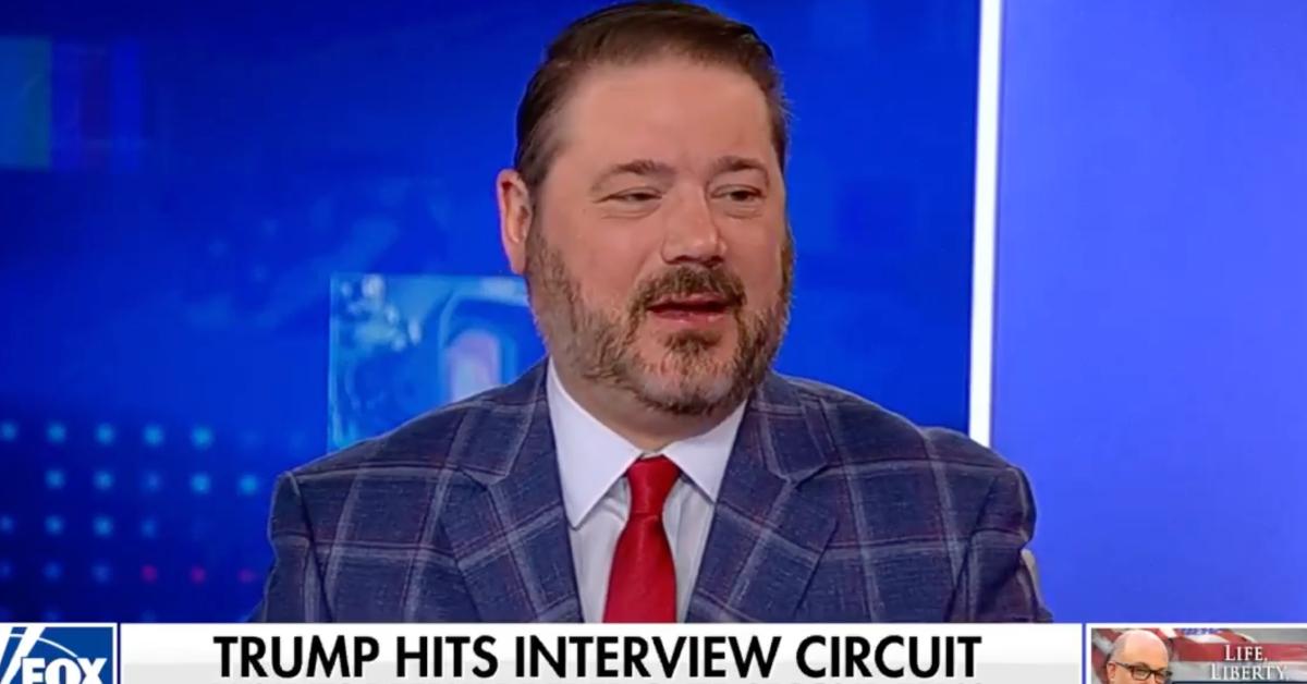 donald trump pathetic fox news host howie kurtz weakly defending