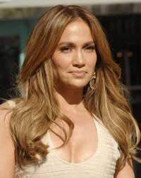 2010__12__wenn5578853 200×300.jpg