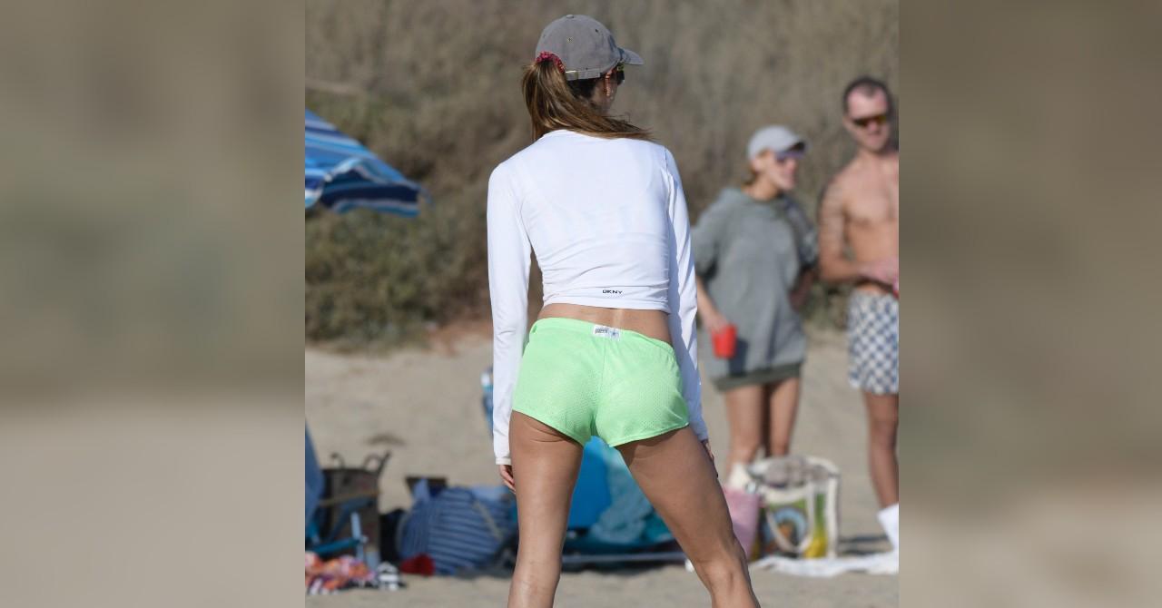 toned alessandra ambrosio stuns crop top booty shorts while playing volleyball