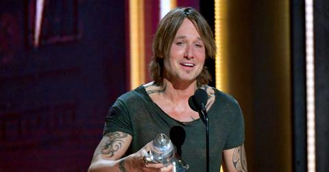 Keith urban CMA award post pic