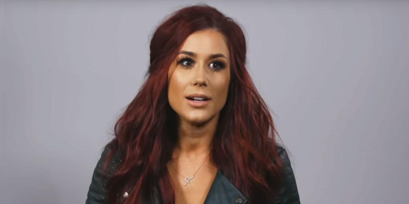 chelsea-houska-red-hair-photos-change-instagram-darker