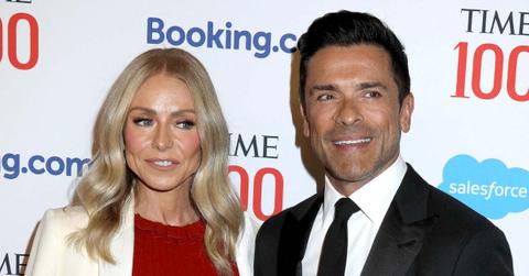 Photo of Kelly Ripa and Mark Consuelos.