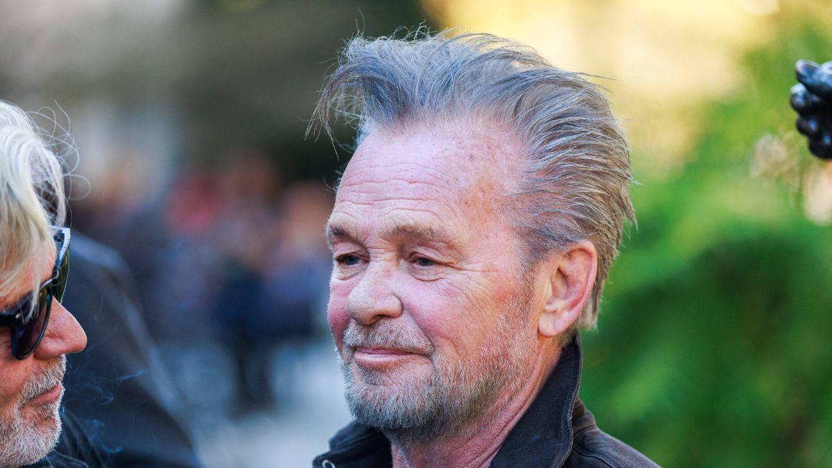 Image of John Mellencamp agreed that his fellow celebs 'don't know s---' about what's going on in the country.