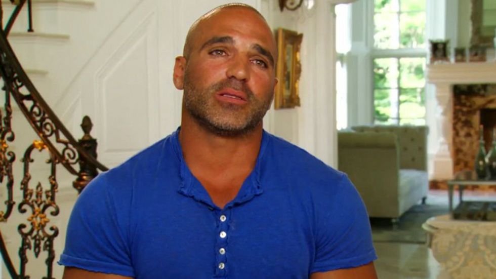 Joe gorga rhonj teresa checks in