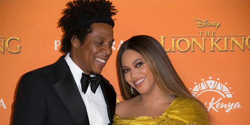 Beyonce & Jay-Z Sit During National Anthem At Super Bowl