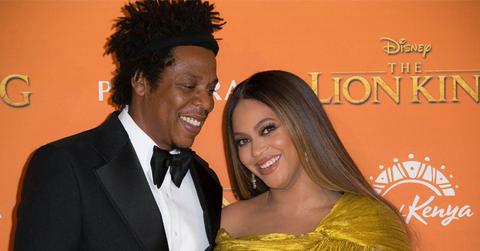 Beyonce & Jay-Z Sit During National Anthem At Super Bowl