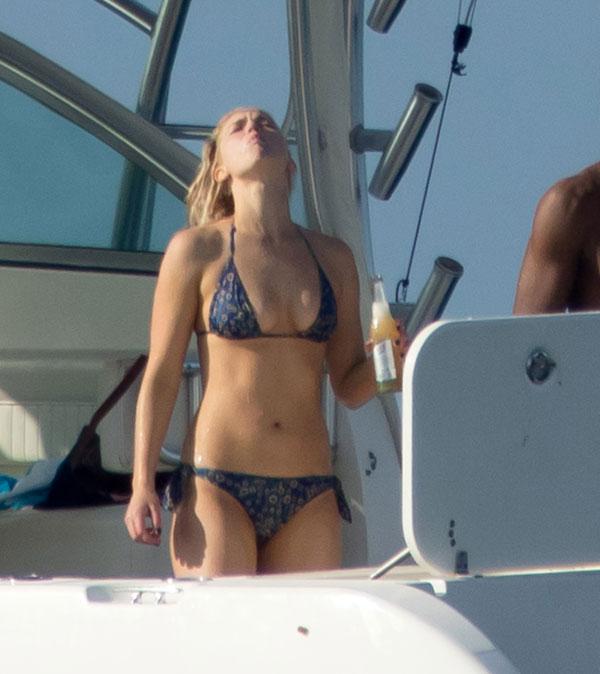 jennifer lawrence thong