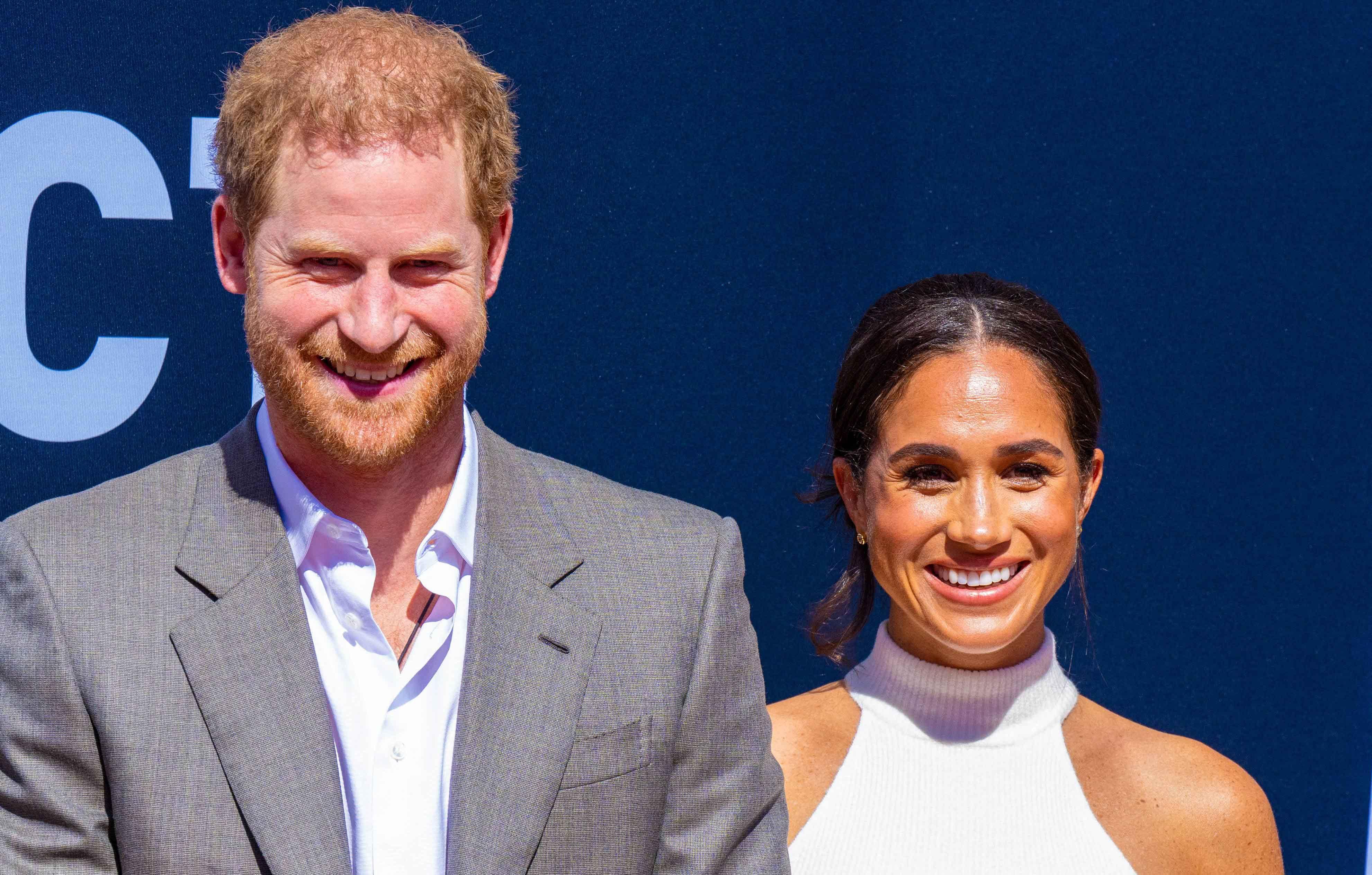 prince harry meghan markle arrive in nyc