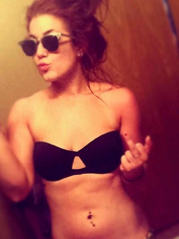 Teen Mom Week in Review Chelsea Houska Posts a Hot Bikini Selfie