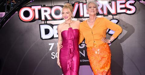 Photo of Lindsay Lohan and Jamie Lee Curtis