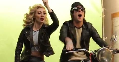 Breathe carolina karmin bang it out