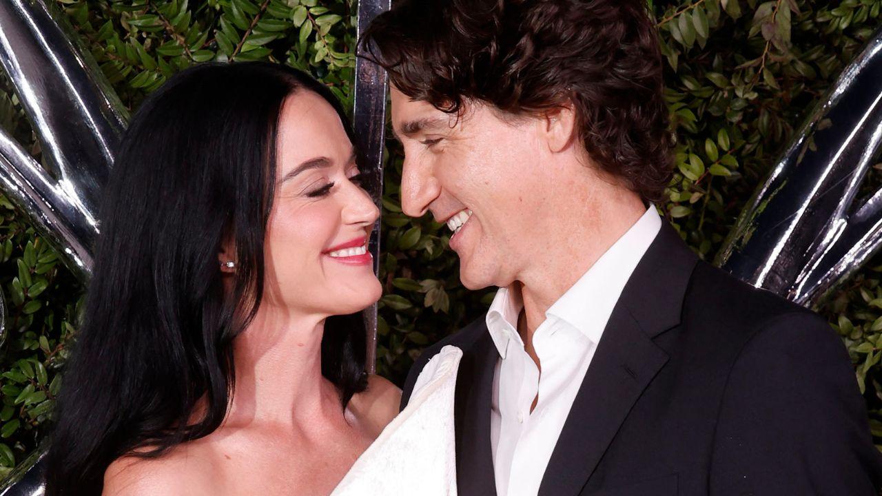 Image of The couple couldn't take their eyes off each other as they shared affectionate glances on the red carpet.