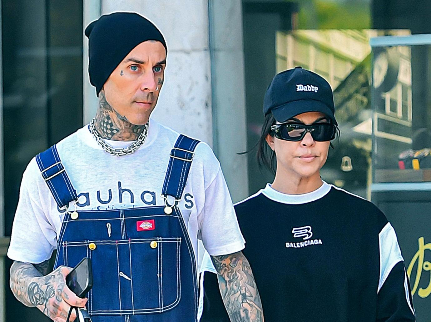 travis barker ridiculed gifting children g wagons christmas