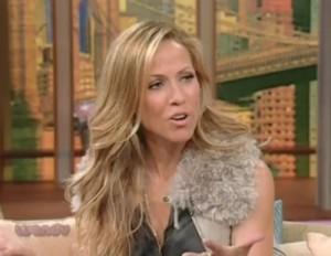2011__05__Sheryl_Crowe_May6news 300×232.jpg