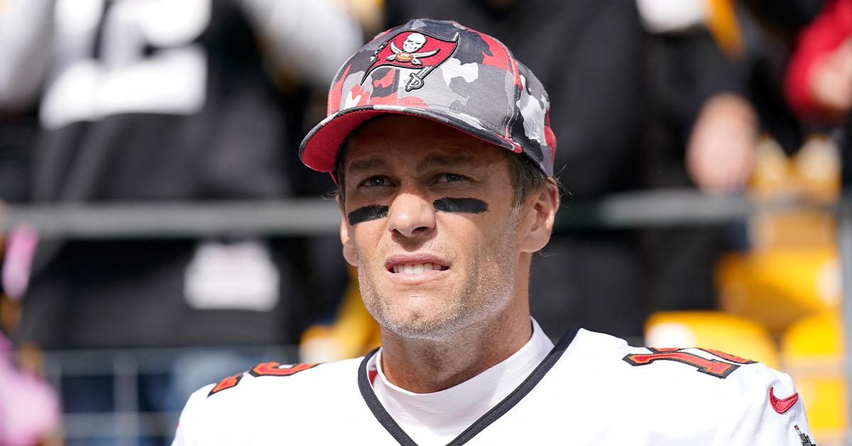 Tom Brady looks unrecognizable as he plays BASEBALL as a teen before he  decided to stick with football