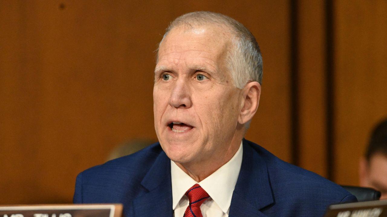 Photo of Tillis complained that his colleagues feared retribution from Trump.