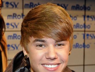 Justin bieber birthday march1nea.jpg