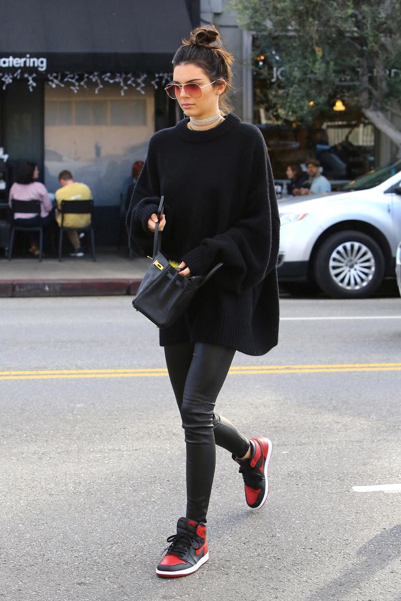 A trendy Kendall Jenner leaves Joan&#8217;s on Third