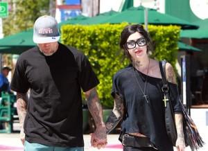 2010__09__FP_5673417_Von_D_James_FP8_090310 300&#215;218.jpg