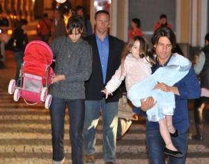 2010__09__cruise_holmes_Sept23_1001 300×235.jpg