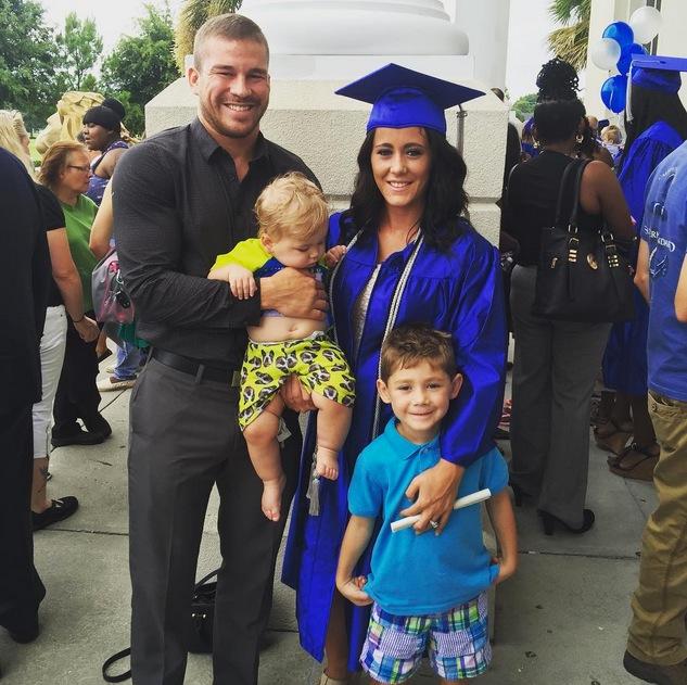 Jenelle evans graduation 01