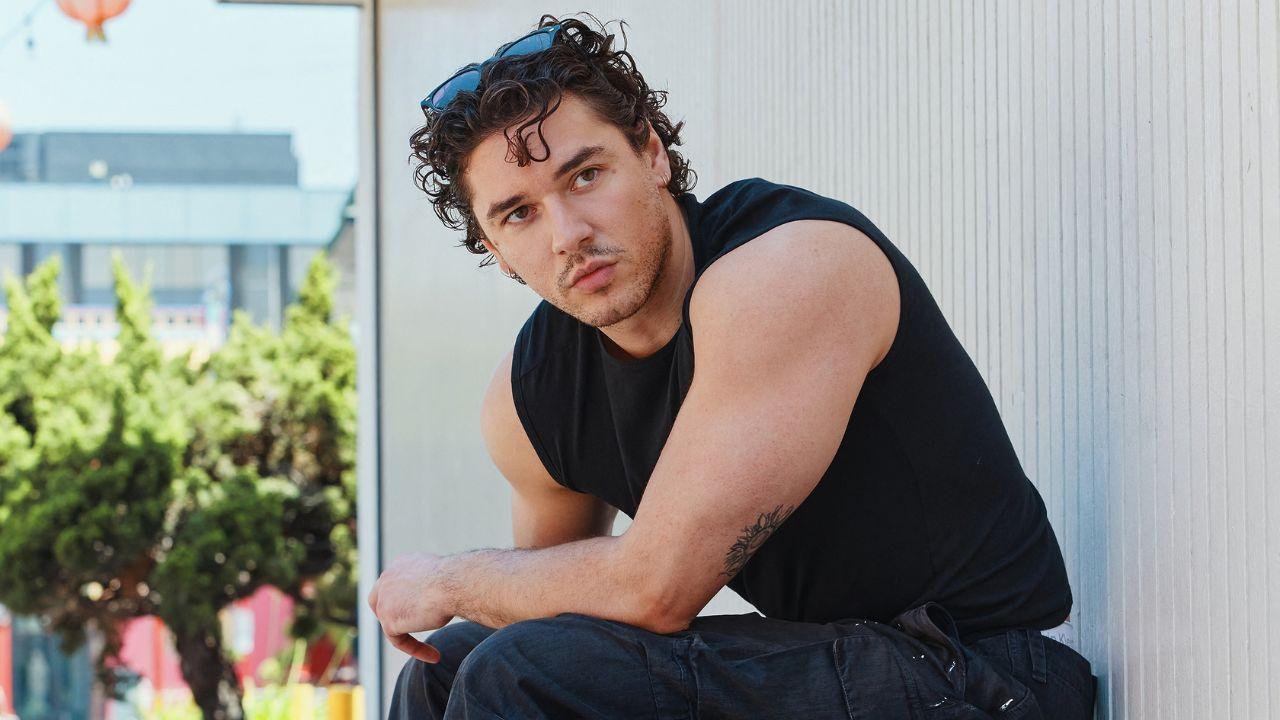 photo of Belmont Cameli will star opposite Sydney Sweeney in a 'Sleepy Hollow'-inspired film.