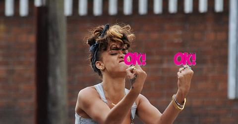 2011__09__Rihanna Sept27 8431.jpg