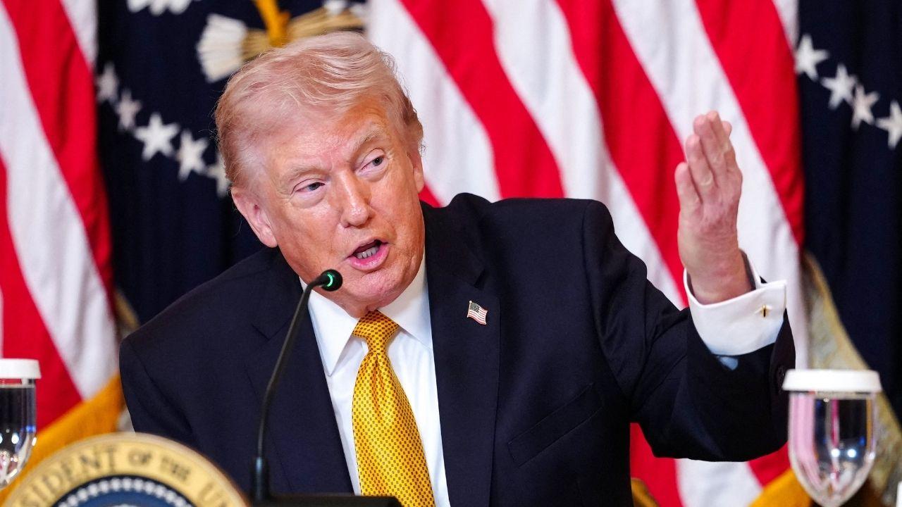 Image of The singer said shaking Donald Trump’s hand did not equal a political endorsement.