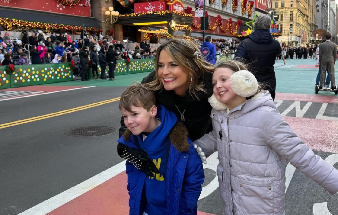 Savannah Guthrie Smiles With Husband & Kids On Thanksgiving Photos